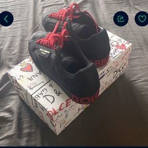 Only used once. Brand new Dolce kicks size 12